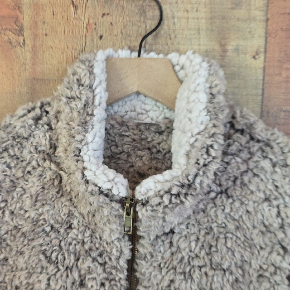 Sherpa Vest Cream And Brown EUC - Picture 4 of 12